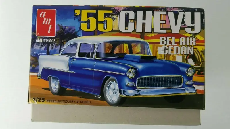 Amt 1955 Chevy Bel Air Sedan 1:25 - Amt1119m 1