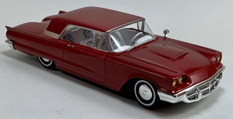 Amt 1960 Ford Thunderbird Hardtop 1:32 - Amt1135 2