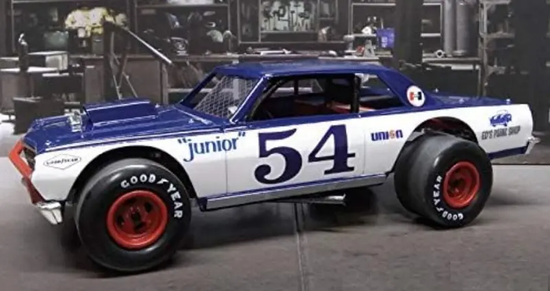 Amt 1965 Chevy Chevelle Modified Stocker 1:25 - Amt1177 2