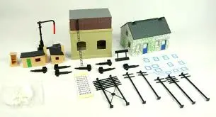 Hornby Trakmat Accessory Pack No.2 Building - R8228 2