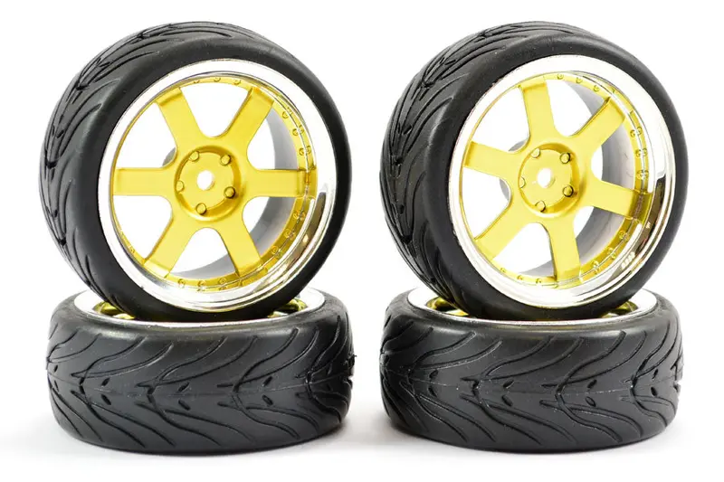 Street/Tread 1/10Th On Road 6 Spoke Wheels & Tyres Gold/Chrome - Set Of 4 1