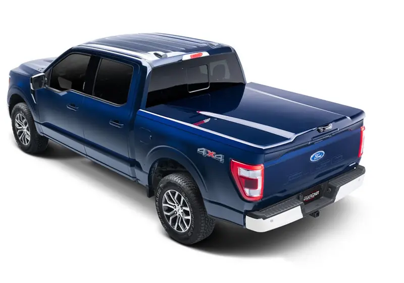 Undercover Elite Lx Tonneau Cover – Hard Folding, Lucid Red Finish For 2021–2022 Ford F-150 Crew/Extended Cab (6.7Ft Bed) 1